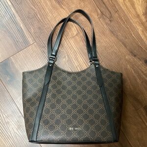 Nine West shoulder purse